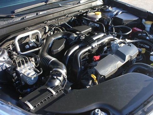 Used 2017 Subaru Outback 2.5i Premium image 51