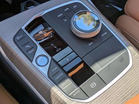 Used 2026 BMW 330i Sedan w/ Convenience Package image 12