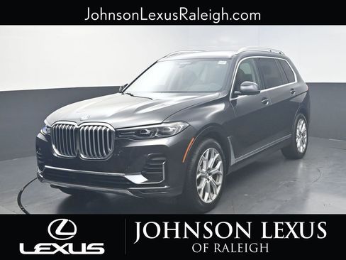 Used 2022 BMW X7 xDrive40i w/ Executive Package image 1