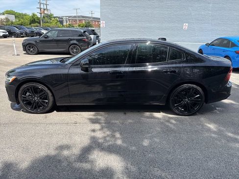 Used 2023 Volvo S60 T8 Ultimate AWD/4WD image 2
