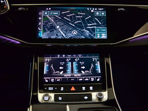 Used 2022 Audi Q7 Premium Plus w/ Premium Plus Package image 29