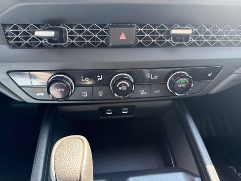 Certified 2023 Honda Accord EX image 31