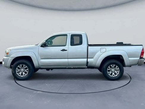 Used 2007 Toyota Tacoma 4x4 Access Cab V6 image 3