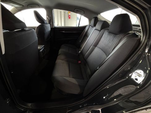 Used 2025 Toyota Camry LE image 30