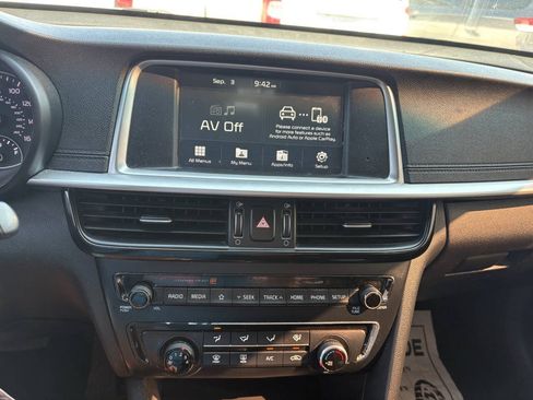 Used 2020 Kia Optima LX FWD image 27