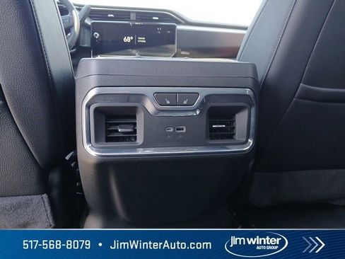 Used 2025 GMC Sierra 2500 Denali w/ Denali Reserve Package AWD/4WD image 18