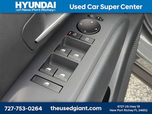 New 2026 Hyundai Santa Cruz SE image 18