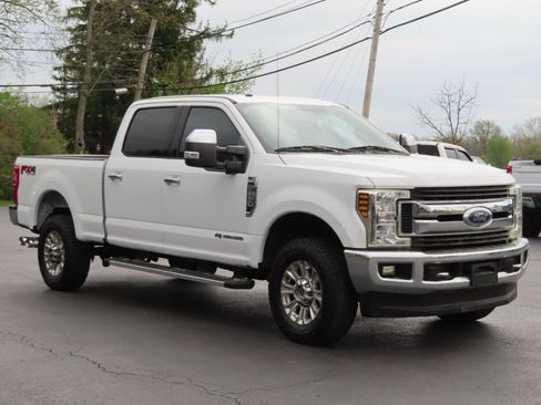 Used 2018 Ford F250 XLT w/ XLT Premium Package image 37