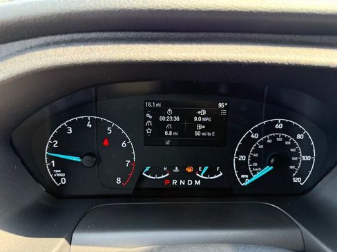 New 2025 Ford Transit 250 148 Medium Roof w/ Load Area Protection Package image 10