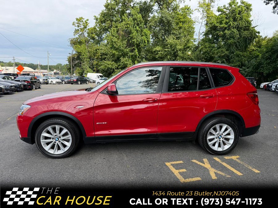 Used 2017 BMW X3 sDrive28i RWD image 2