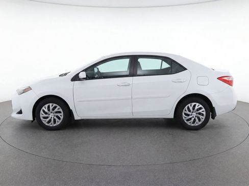 Used 2017 Toyota Corolla LE FWD image 7