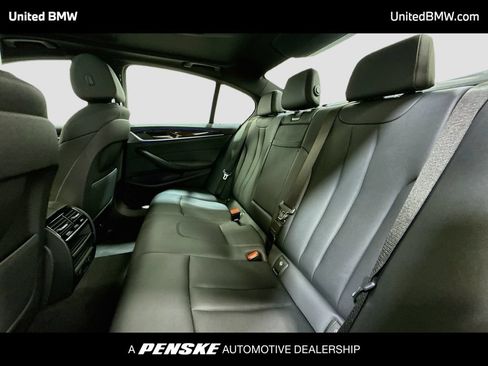 Used 2019 BMW 530i xDrive w/ Convenience Package AWD/4WD image 13