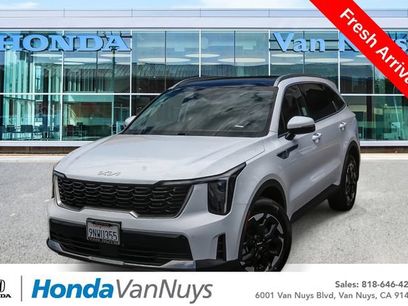 Used 2024 Kia Sorento S w/ Panoramic Sunroof Package