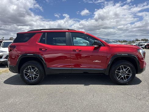New 2026 GMC Terrain AT4 w/ Technology Package II AWD/4WD image 3