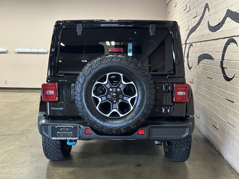 Used 2023 Jeep Wrangler Unlimited Rubicon 4xe w/ Cold Weather Group AWD/4WD image 6