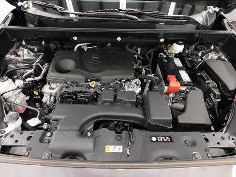 Used 2023 Toyota RAV4 XLE Premium image 32