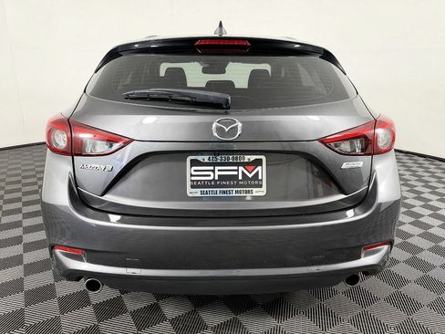 Used 2018 MAZDA MAZDA3 Grand Touring w/ Premium Equipment Package FWD image 10