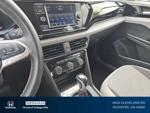 Used 2024 Volkswagen Taos S AWD/4WD image 31