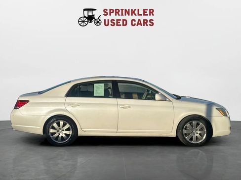 Used 2006 Toyota Avalon Touring FWD image 3