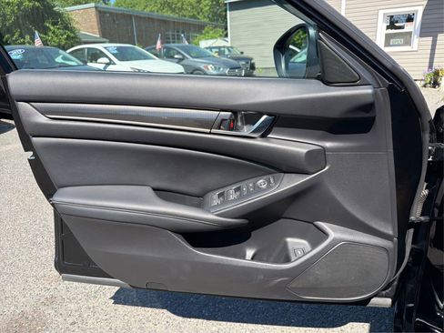 Used 2022 Honda Accord Sport image 22