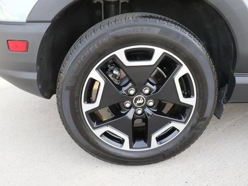 Used 2023 Ford Bronco Sport Outer Banks AWD/4WD image 8
