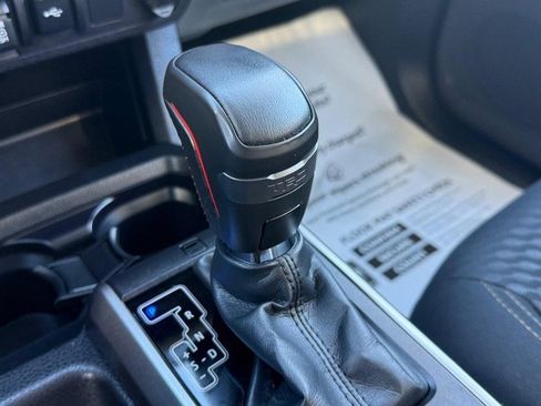 Used 2022 Toyota Tacoma SR5 w/ Trail Edition image 29