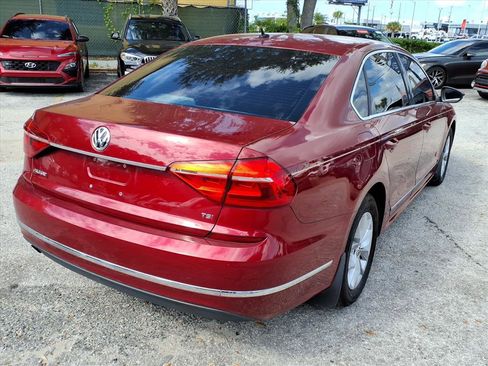 Used 2016 Volkswagen Passat 1.8T S image 7
