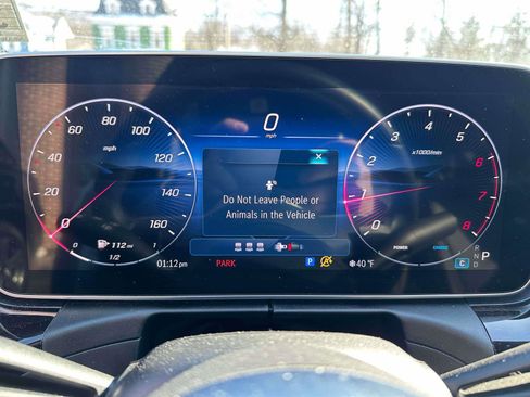 Used 2025 Mercedes-Benz C 300 4MATIC Sedan image 24