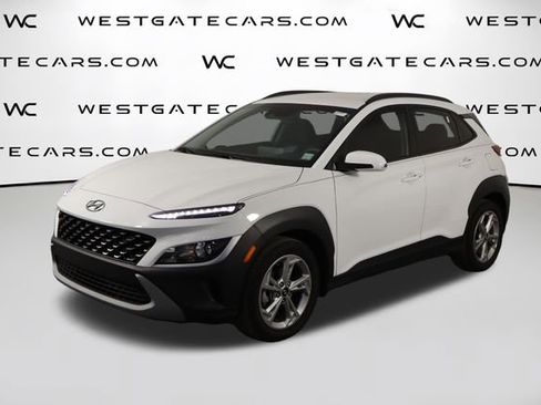 Used 2023 Hyundai Kona SEL w/ Cargo Package FWD image 4