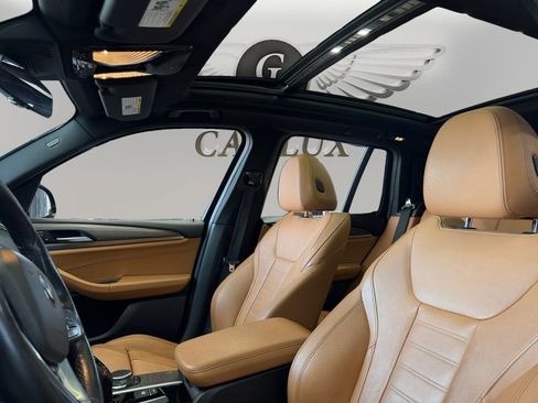 Used 2018 BMW X3 xDrive30i w/ Premium Package image 9