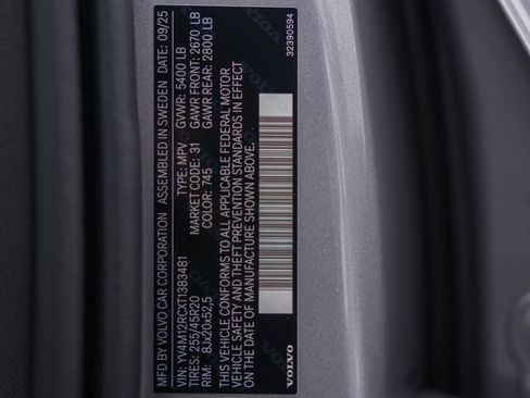 New 2026 Volvo XC60 B5 Plus w/ Protection Package Premier image 39