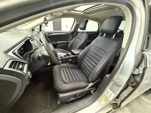 Used 2013 Ford Fusion SE image 10