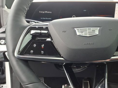 Certified 2025 Cadillac Optiq Luxury 1 w/ LPO, Floor Liner Package image 26