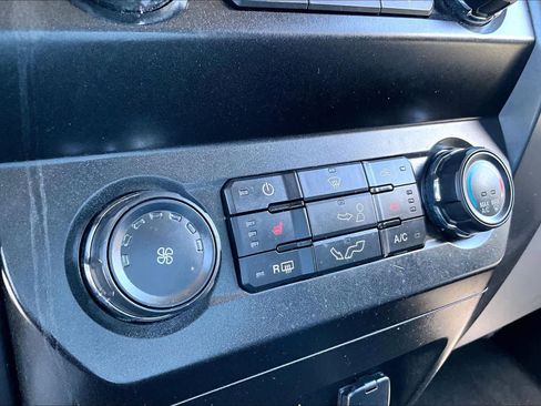 Used 2020 Ford F150 XLT w/ Equipment Group 302A Luxury image 31