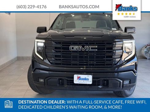 Certified 2024 GMC Sierra 1500 Elevation w/ LPO, Elevation Black Package AWD/4WD image 3