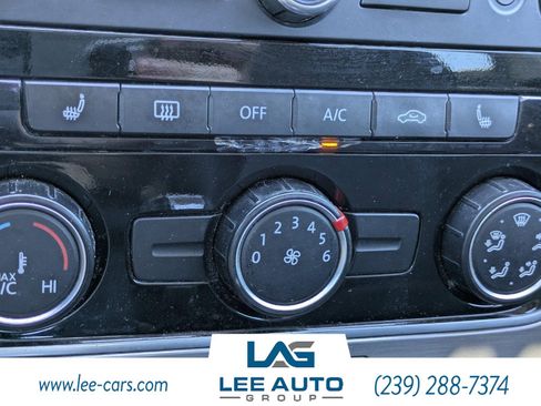 Used 2014 Volkswagen Passat 2.5 SE image 26