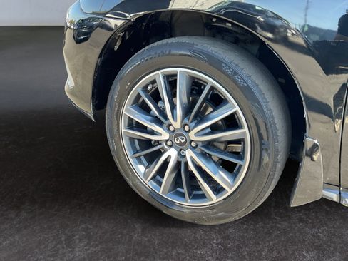 Used 2019 INFINITI QX60 Luxe w/ Essential Package FWD image 9
