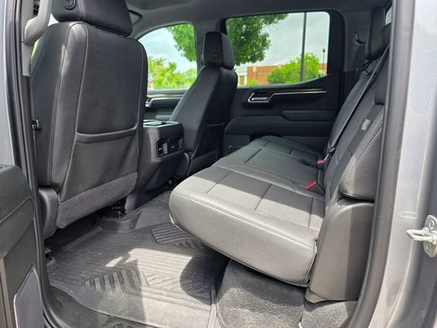 Certified 2025 Chevrolet Silverado 1500 LT Trail Boss w/ LT Trail Boss Premium Package AWD/4WD image 33