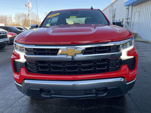 Used 2022 Chevrolet Silverado 1500 LT image 9