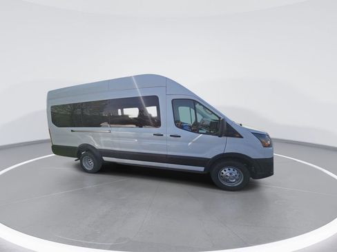 Used 2025 Ford Transit 350 XL image 9