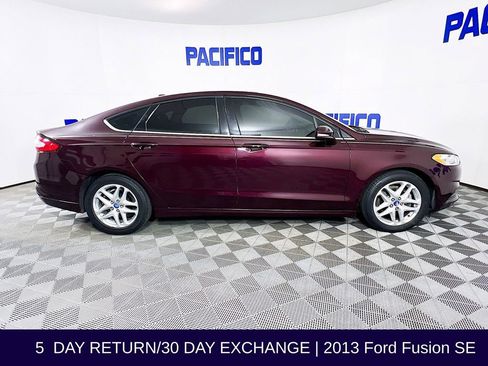 Used 2013 Ford Fusion SE FWD image 9