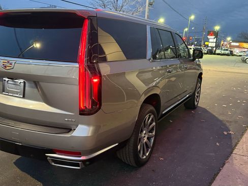 Used 2024 Cadillac Escalade ESV Premium Luxury Platinum w/ Heavy-Duty Trailer Package image 7