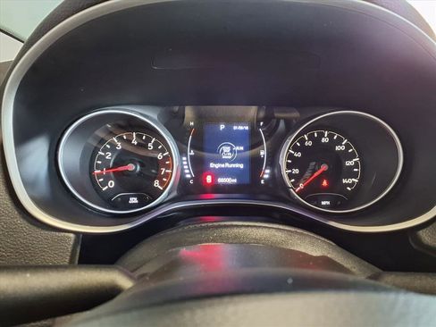 Used 2021 Jeep Compass Latitude image 28