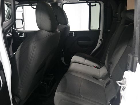 Used 2020 Jeep Gladiator Sport w/ Quick Order Package 24S image 12