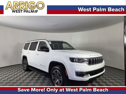 Certified 2025 Jeep Wagoneer 4WD image 1