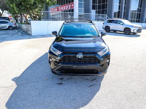 Certified 2021 Toyota RAV4 XLE w/ Convenience Package image 4