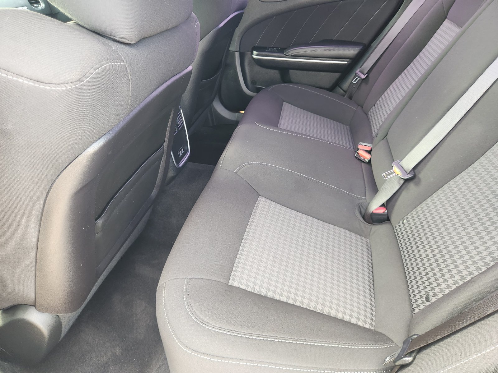 Used 2020 Dodge Charger R/T RWD image 29