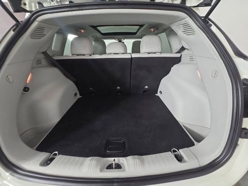 Used 2019 Jeep Compass Latitude w/ Popular Equipment Group image 16