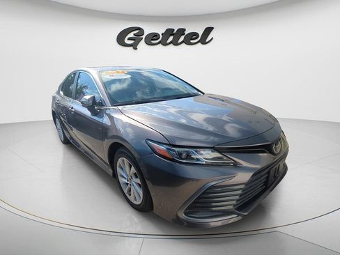 Used 2024 Toyota Camry LE FWD image 3