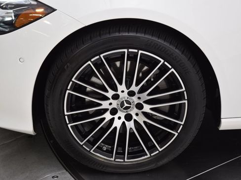 Used 2023 Mercedes-Benz C 300 Sedan image 12